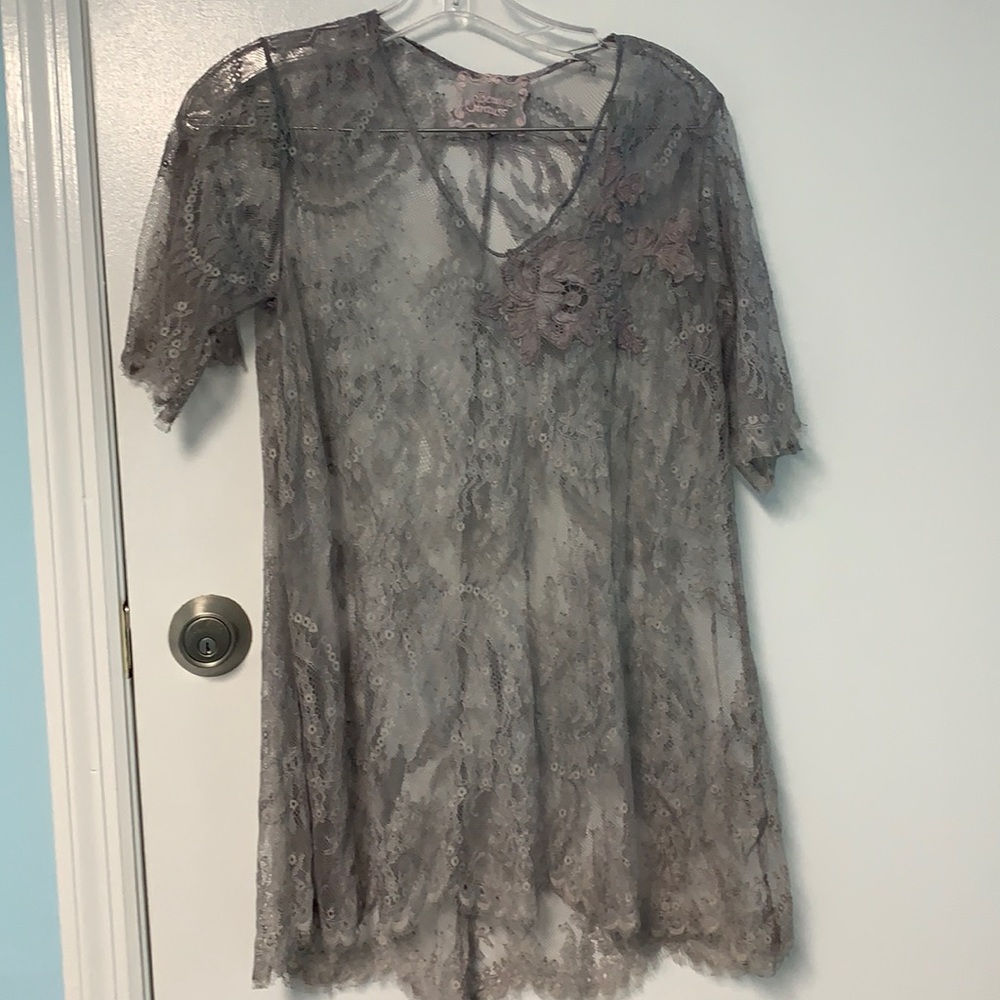 Bonnie Strauss lace and embroidery grey gray vintage I think so vintage size